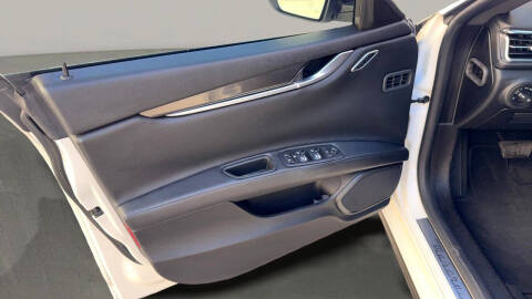 2017 Maserati Ghibli