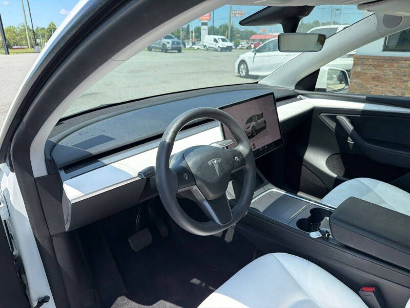 2023 Tesla Model Y Long Range