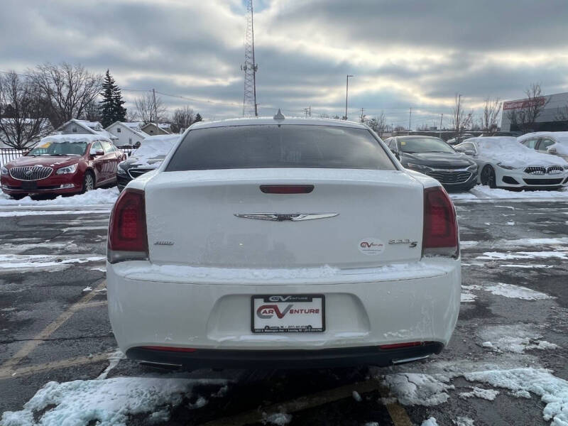 2015 Chrysler 300 S