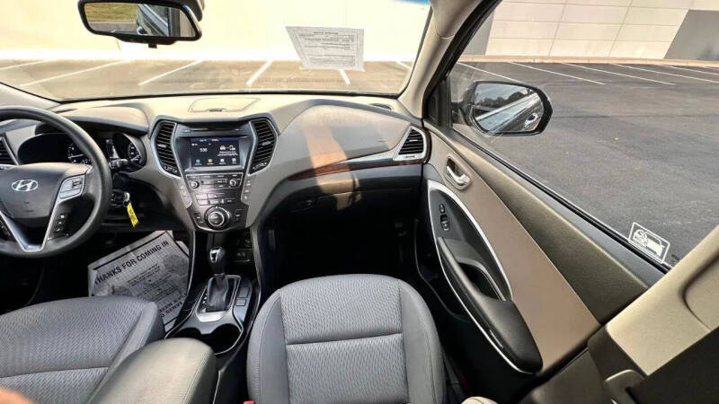 2019 Hyundai Santa Fe XL SE