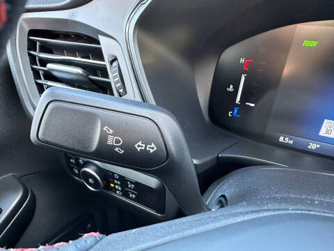 2026 Ford Escape Hybrid ST-Line Select