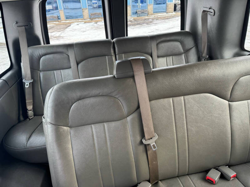 2020 Chevrolet Express LS 3500