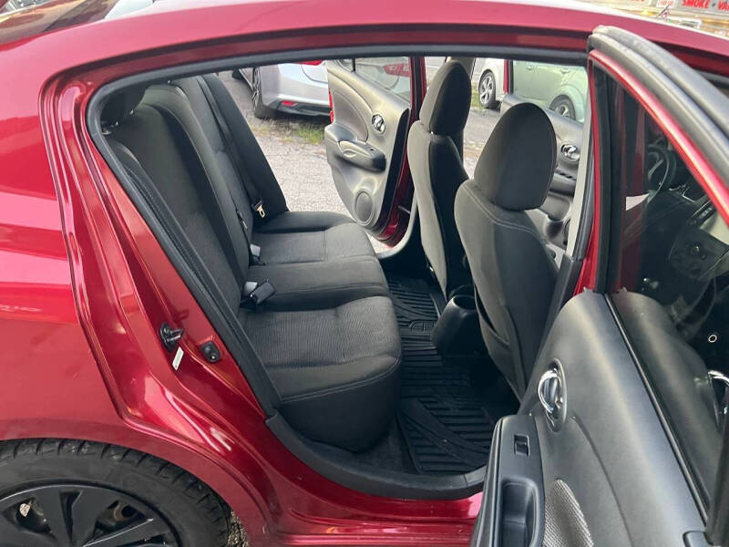 2019 Nissan Versa SV