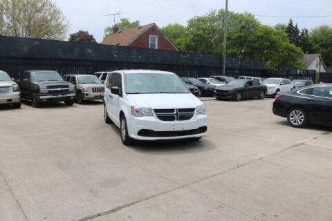 2019 Dodge Grand Caravan for sale at F & M AUTO SALES in Detroit MI