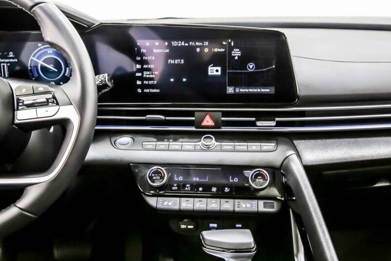 2025 Hyundai Elantra Hybrid Limited