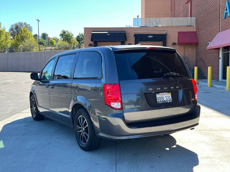2018 Dodge Grand Caravan SE Plus