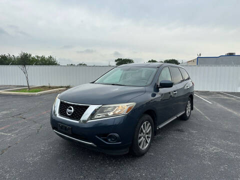 2014 Nissan Pathfinder for sale at Auto 4 Less in Pasadena TX