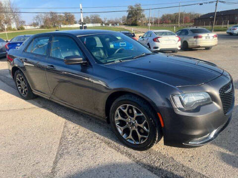 2016 Chrysler 300 S