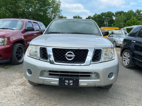 2009 Nissan Pathfinder LE
