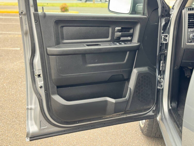 2020 RAM 1500 Classic Tradesman