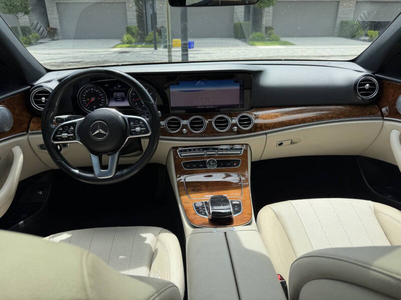2019 Mercedes-Benz E-Class E 300