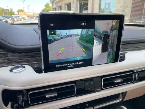 2022 Lincoln Aviator Black Label