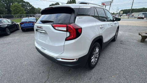 2022 GMC Terrain SLT