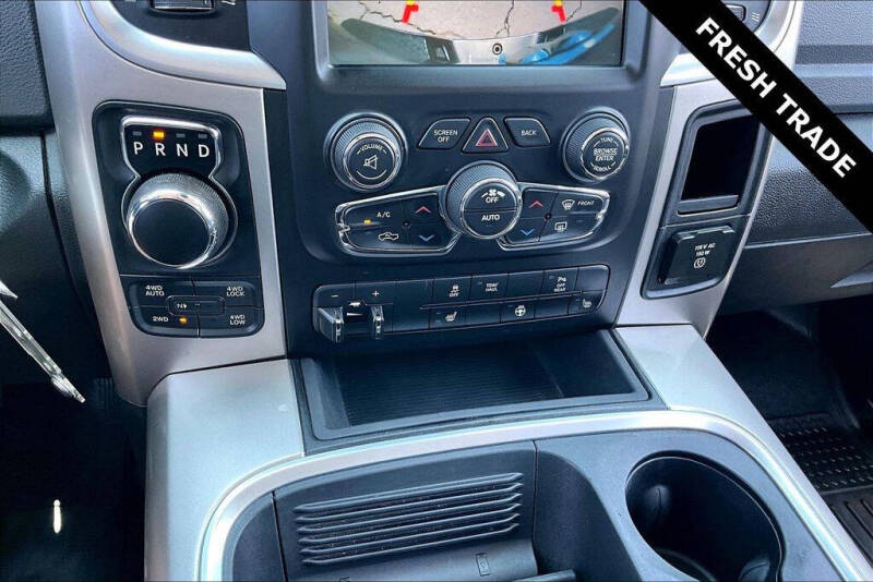 2017 RAM 1500 SLT