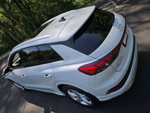 2023 Audi Q4 e-tron quattro Premium 50