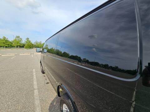 2018 Chevrolet Express 2500