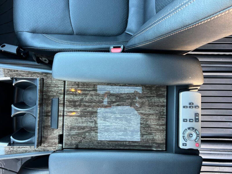 2025 Toyota Sienna Limited 7-Passenger