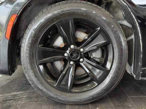 2017 Dodge Charger SXT