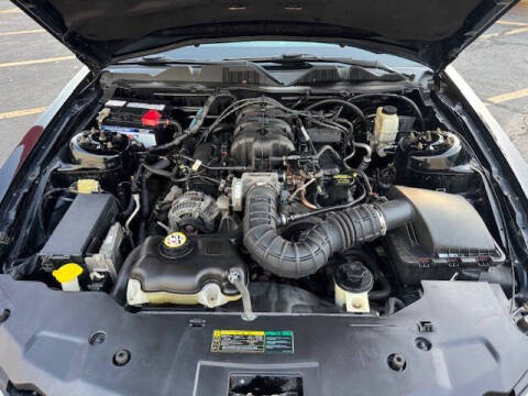 2010 Ford Mustang V6