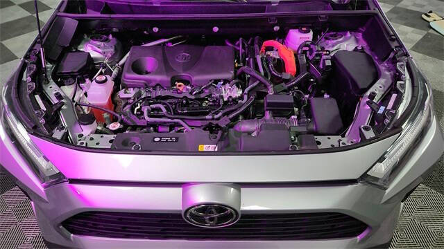 2025 Toyota RAV4 Hybrid XLE