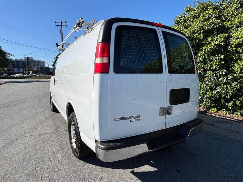 2015 Chevrolet Express 2500