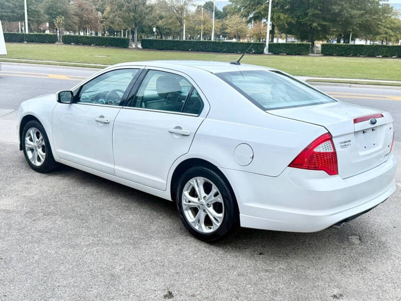 2012 Ford Fusion SE