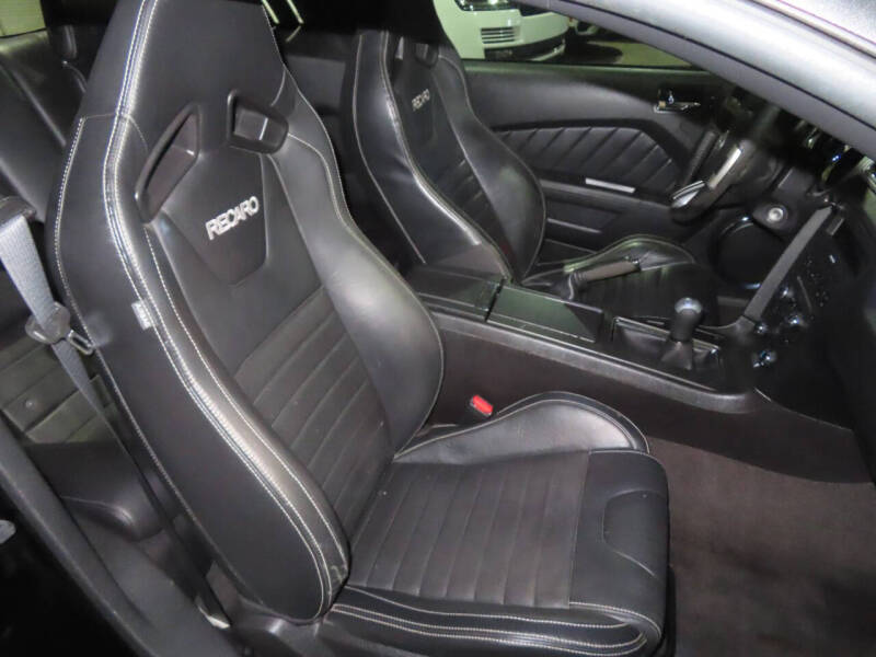 2013 Ford Mustang V6 Premium