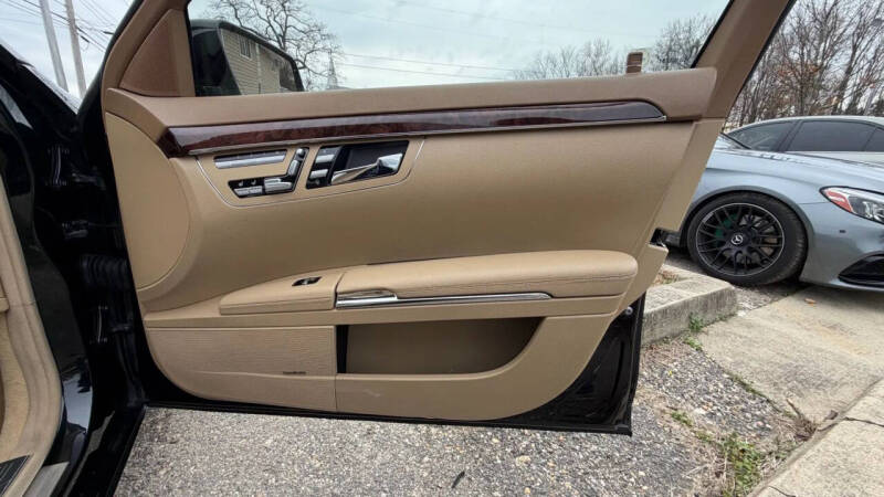 2012 Mercedes-Benz S-Class S 550