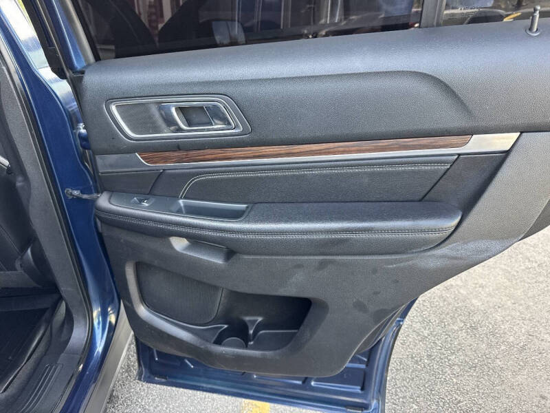 2017 Ford Explorer Limited