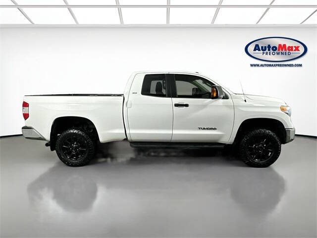 2017 Toyota Tundra SR5