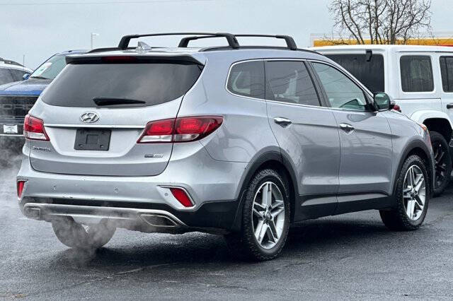 2017 Hyundai Santa Fe SE Ultimate