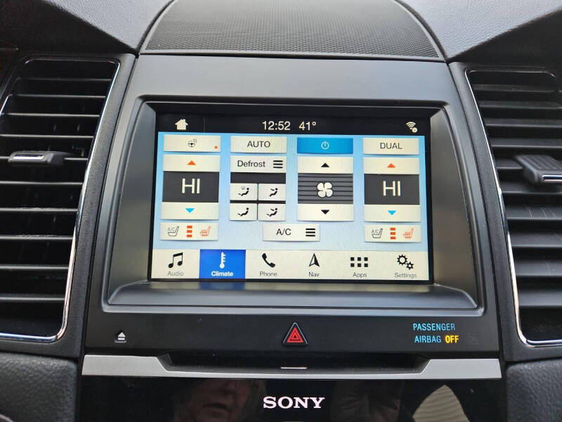 2018 Ford Taurus Limited