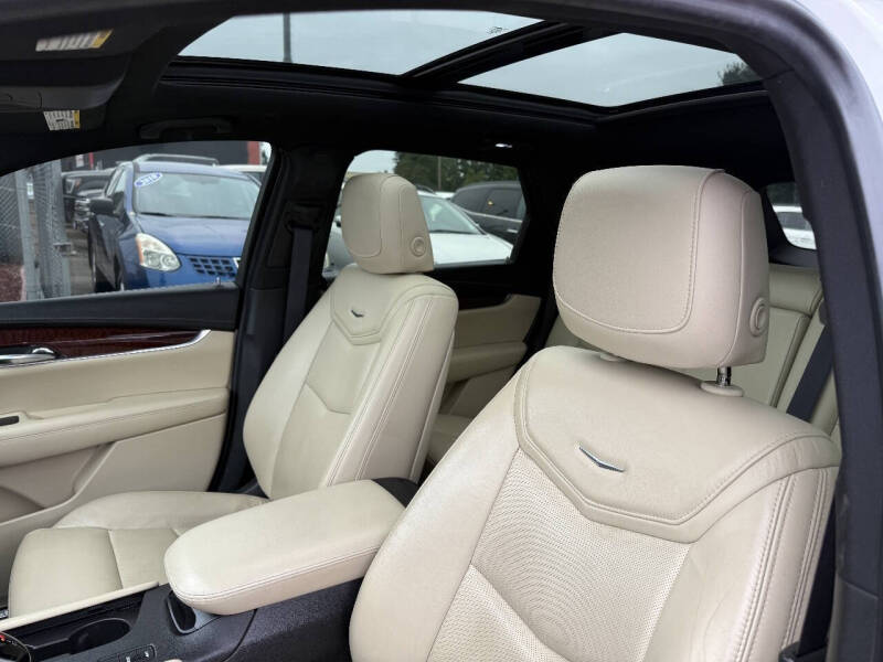 2017 Cadillac XT5 Luxury
