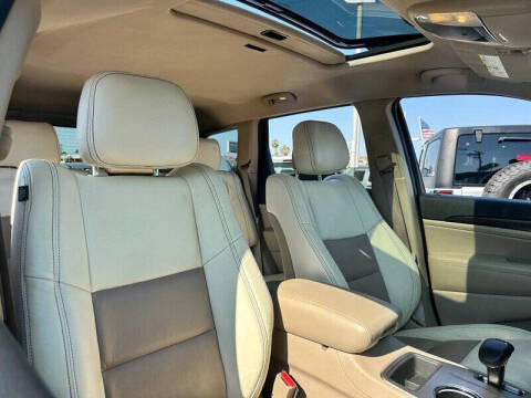 2015 Jeep Grand Cherokee Laredo