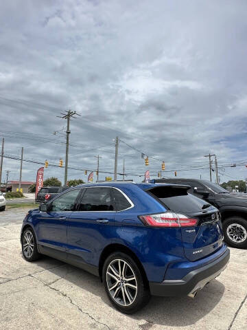 2020 Ford Edge Titanium