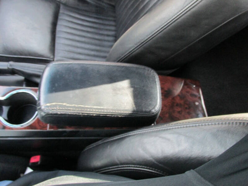 2004 Ford Thunderbird Deluxe