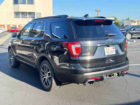 2017 Ford Explorer Sport