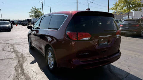 2017 Chrysler Pacifica Touring