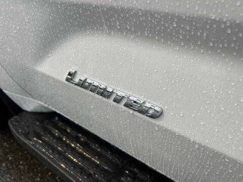 2025 Toyota Sequoia SR5