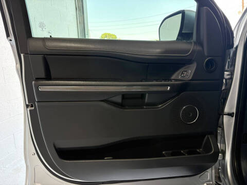 2022 Ford Expedition XLT