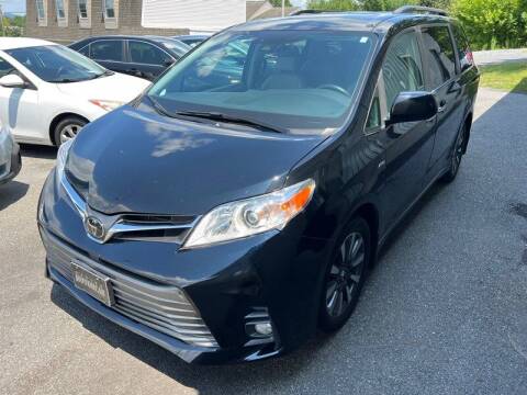 2020 Toyota Sienna for sale at LITITZ MOTORCAR INC. in Lititz PA
