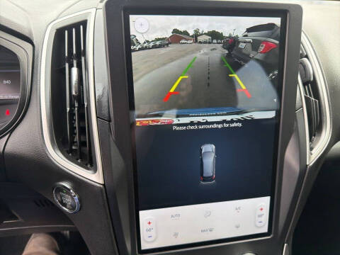 2022 Ford Edge SE