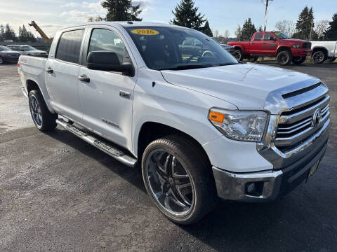 2016 Toyota Tundra SR5
