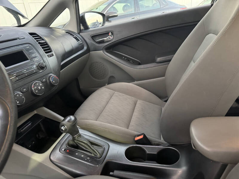 Image 10 of 2015 Kia Forte LX