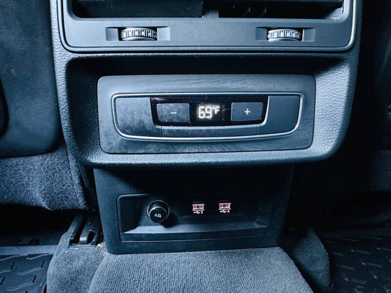 2019 Audi Q8 quattro Premium 55 TFSI