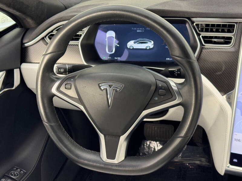 2017 Tesla Model S 90D