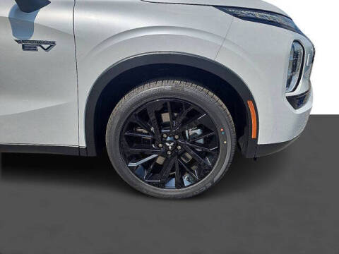 2025 Mitsubishi Outlander PHEV SEL