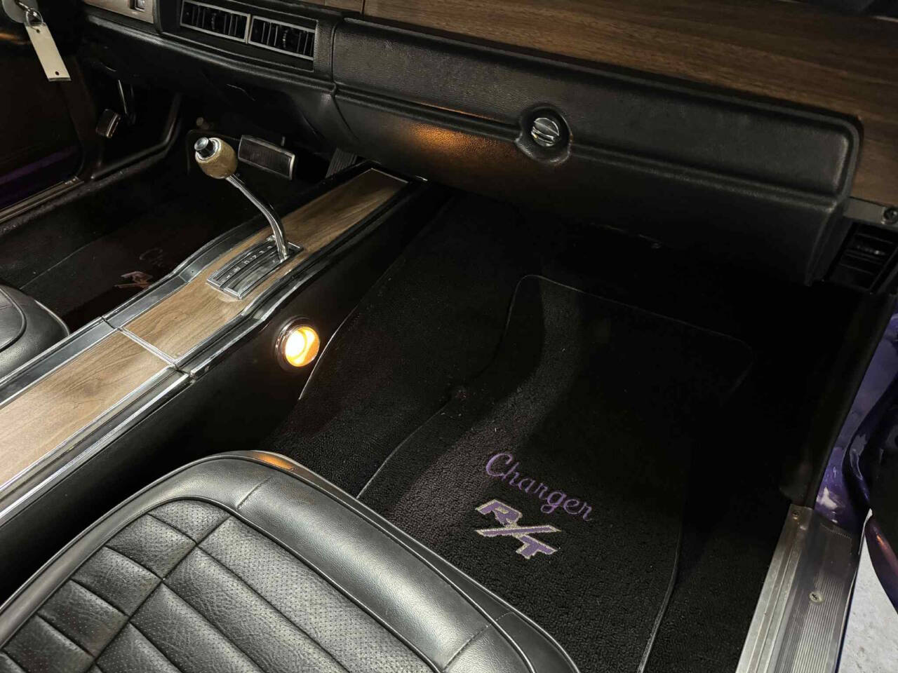 1970 Dodge Charger 35