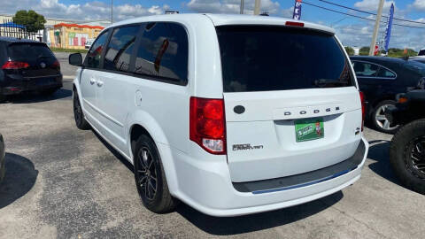 2016 Dodge Grand Caravan R/T