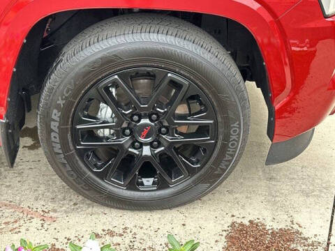 2025 Toyota Sequoia SR5